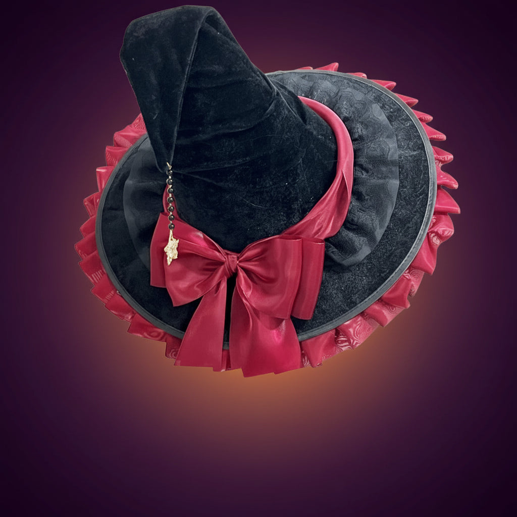 Chapeau de Sorcière Mazzed porté avec un déguisement complet d'Halloween